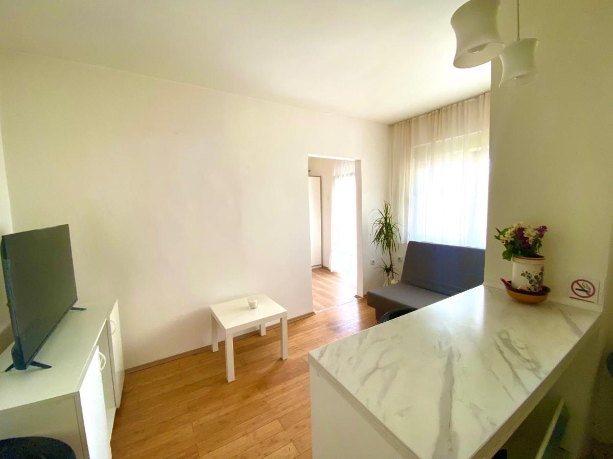 Town Place Mili Belgrado Exterior foto